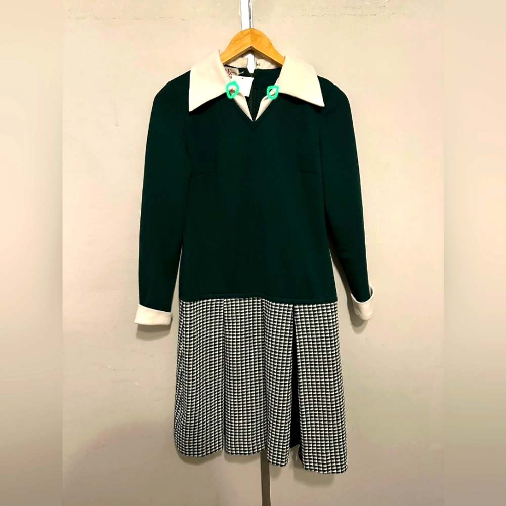 R&K knits (top closes on top)